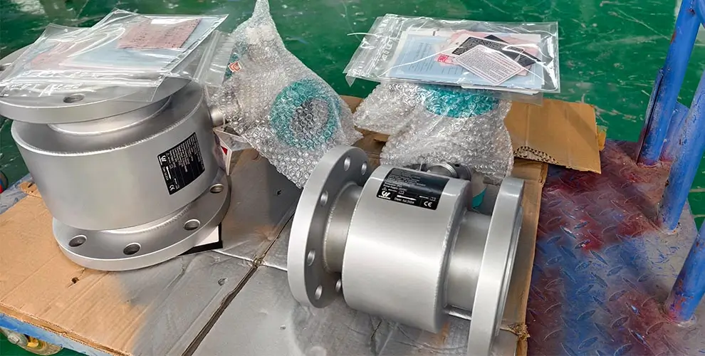 High-precision electromagnetic flowmeter ready for packaging