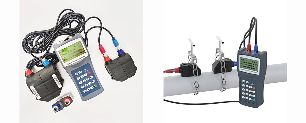 Handheld ultrasonic flow meter