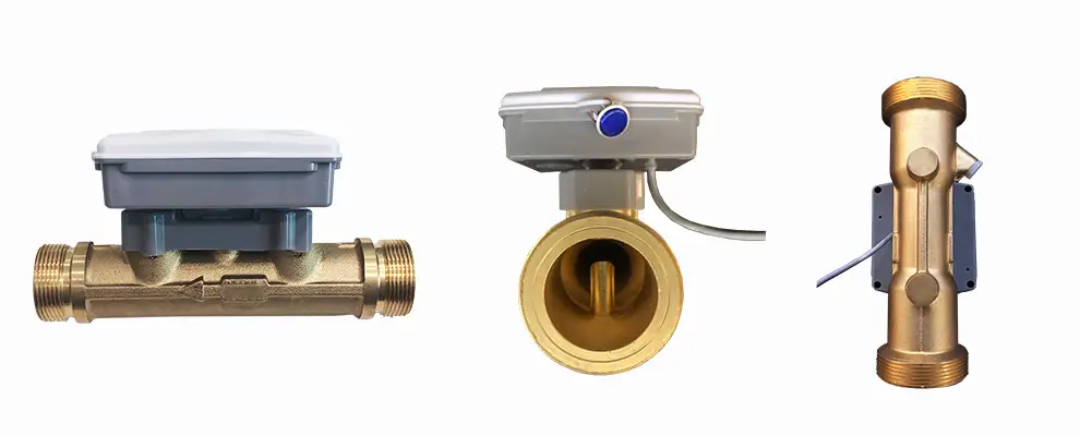 Brass ultrasonic water meter with digital electronic module, no moving parts and threaded pipe connections, shown from multiple angles